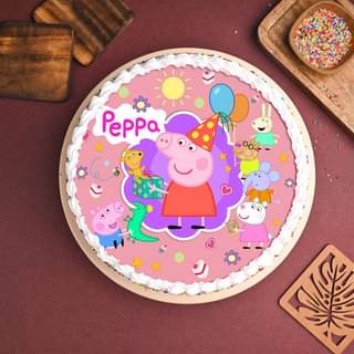 Top View of Chic Peppa Pig Cake