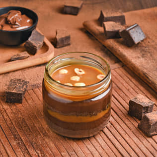 Hazelnutty Chocolate Jar Cake