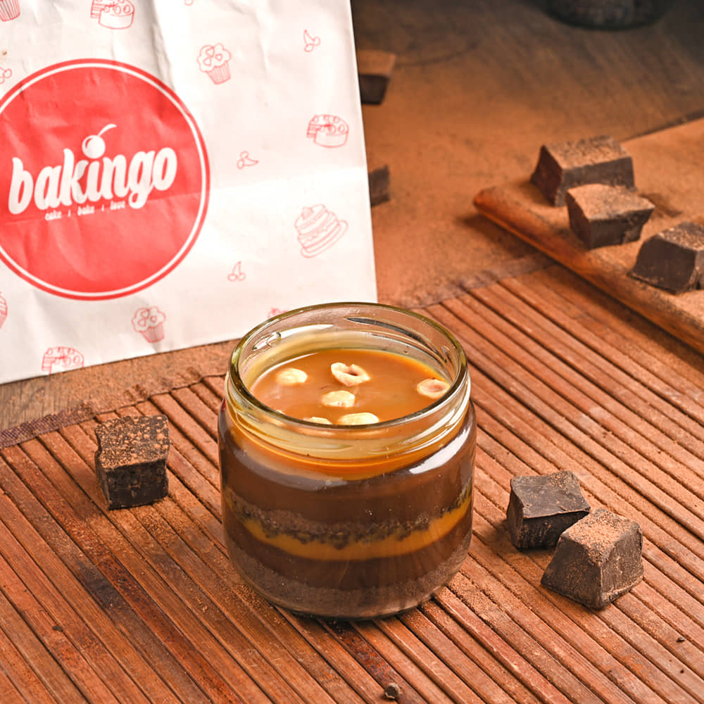 Hazelnutty Chocolate Jar Cake