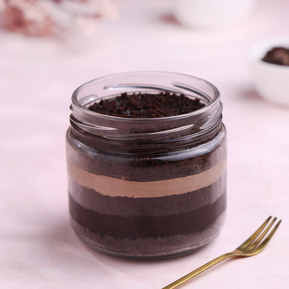 Front View of Choco Mud Jar Cake
