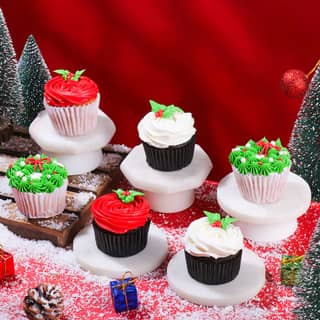 Choco n Vanilla Xmas Cupcakes Choco n Vanilla Xmas Cupcakes