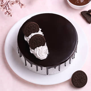 Top View of Choco Oreo Cake Top View of Choco Oreo Cake