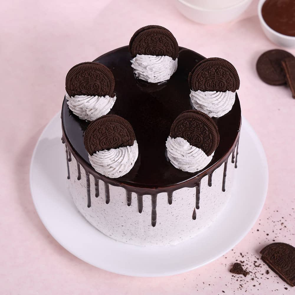 Side View of Choco Oreo Love You Mom Cake