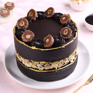 Front View: Choco Ferrero Rocher Cake Front View: Choco Ferrero Rocher Cake