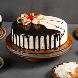 Chocolate Vanilla Half & Half Cake Chocolate Vanilla Half & Half Cake