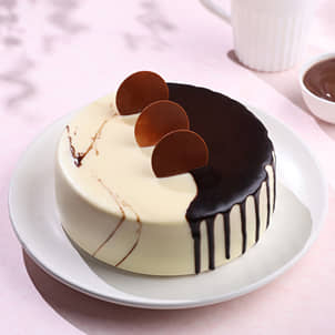 Chocolate Vanilla Half & Half Cake Chocolate Vanilla Half & Half Cake