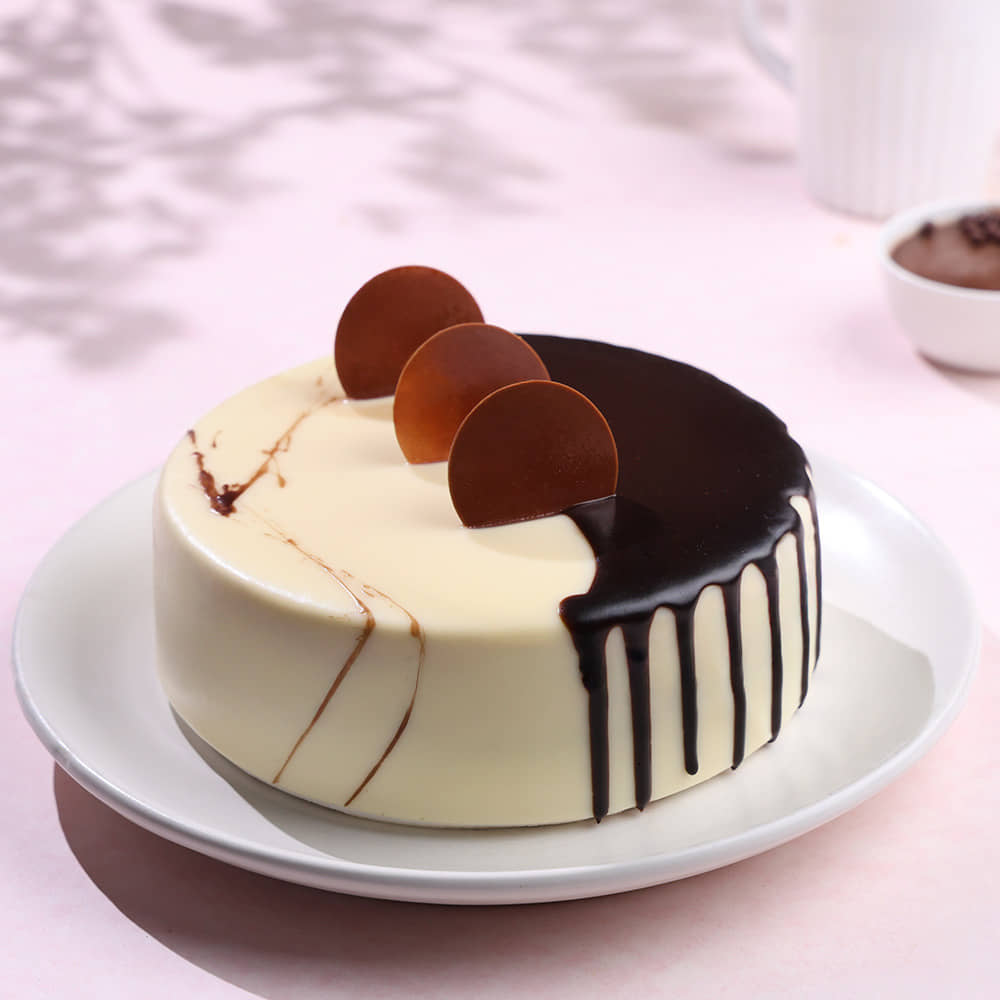 Chocolate Vanilla Half & Half Cake Side View of Chocolate Vanilla Half & Half Cake