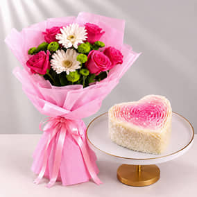 Chocolate Heart Shaped Cake N Sweetheart Blooms 