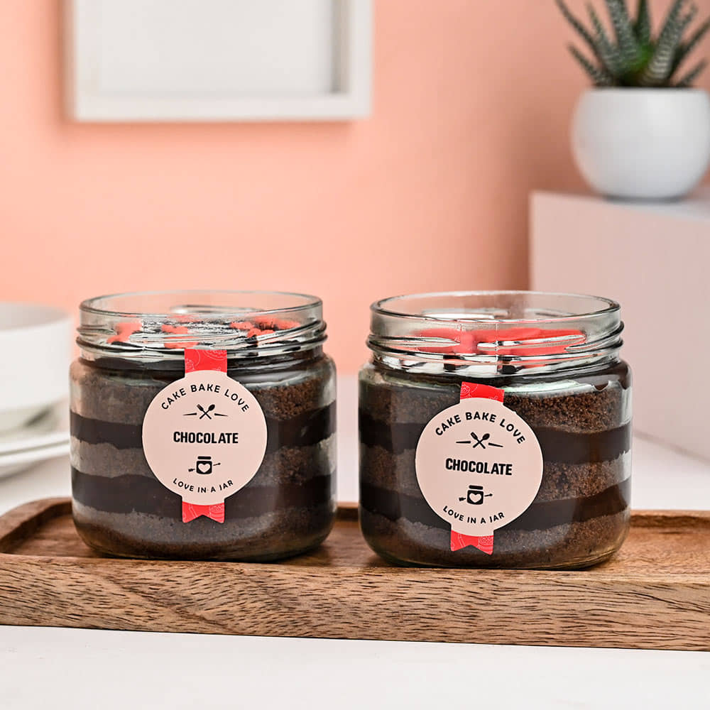 Side View of Chocolate Jar Cake And Tasty Hearts Online