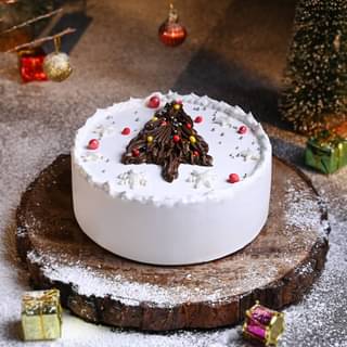 Christmas Tree Pineapple Cake