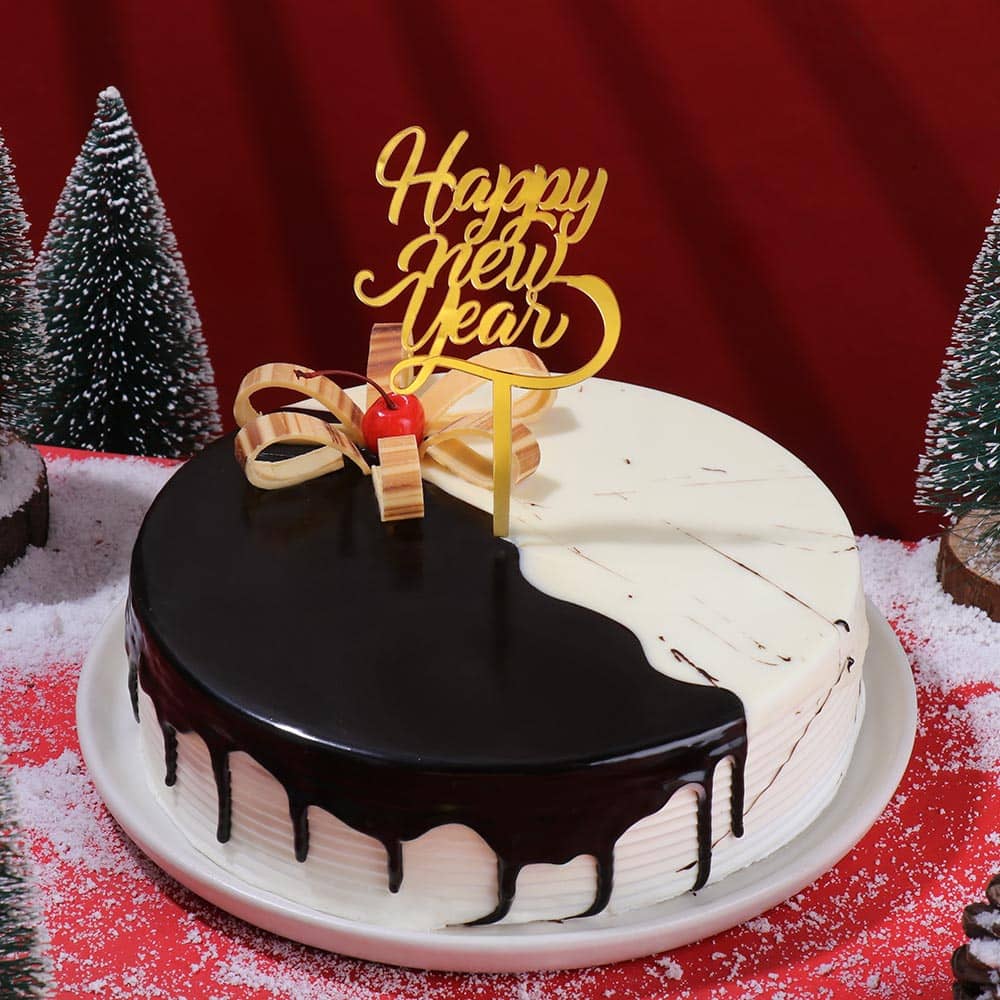 Classic Choco Vanilla New Year Cake