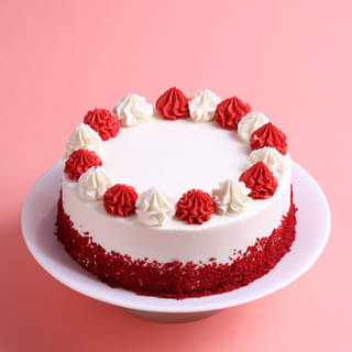 Classic Red Velvet Cream Cake Classic Red Velvet Cream Cake