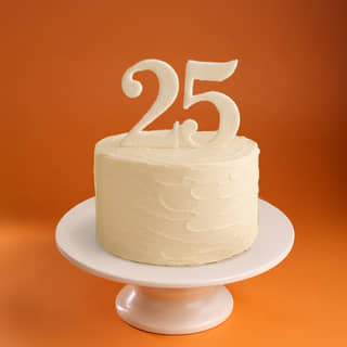 Classic Twenty Fifth Anniversary Cake