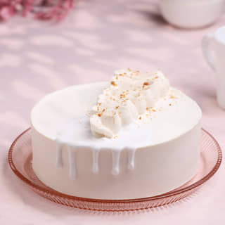Sliced View of Classic Vanilla Minimalist Cake Sliced View of Classic Vanilla Minimalist Cake