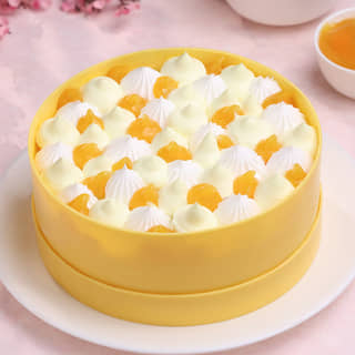 Creamy Pineapple Crown Cake Creamy Pineapple Crown Cake