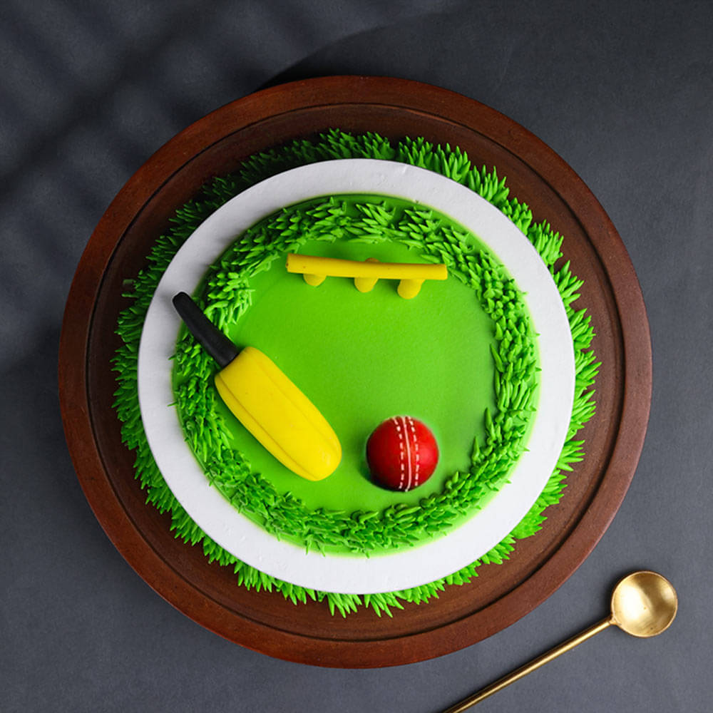 Top View of Cricket Kit N Pitch Cake