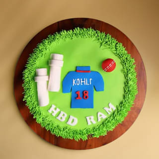 Side View of Cricket KitKat Cake Side View of Cricket KitKat Cake