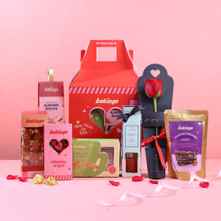 Cupids Treasure Valentine Hamper