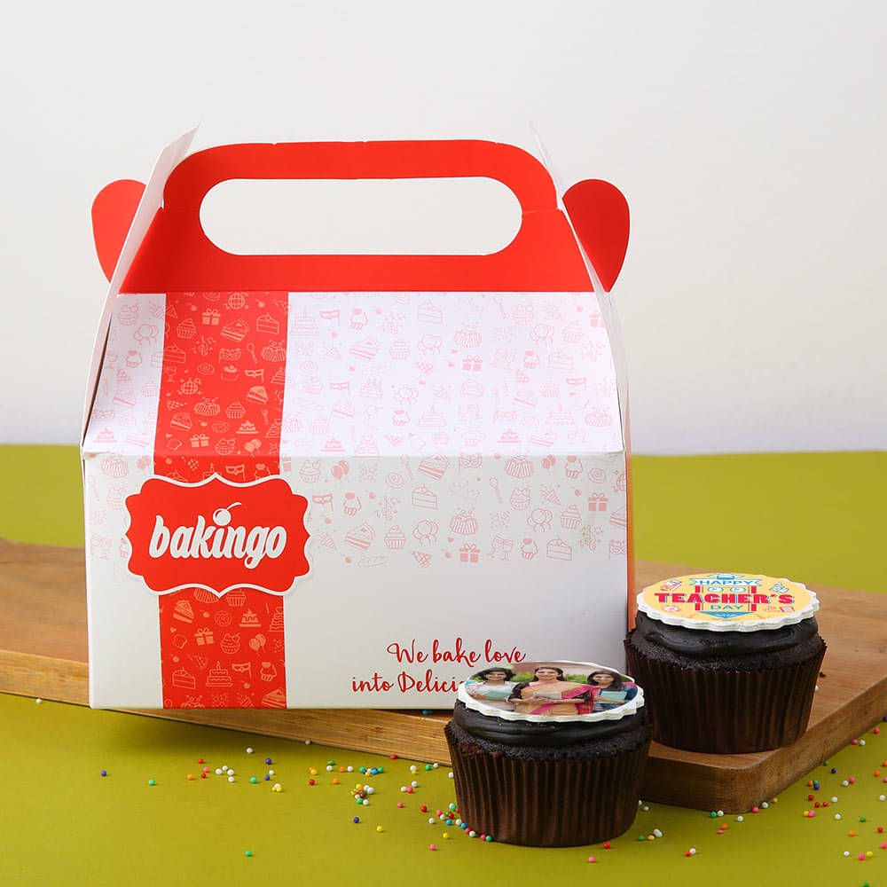 Teachers Day Personalised Cupcakes: 2pcs Set of Two Personalised Teachers Day Cupcakes