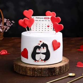 Cute Hug Valentines Cake