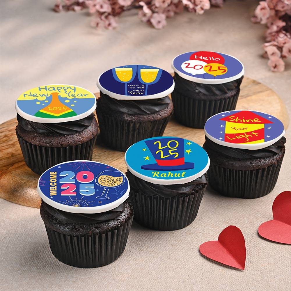 Cute New Year Party Cupcakes