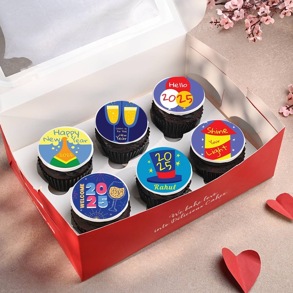 Cute New Year Party Cupcakes