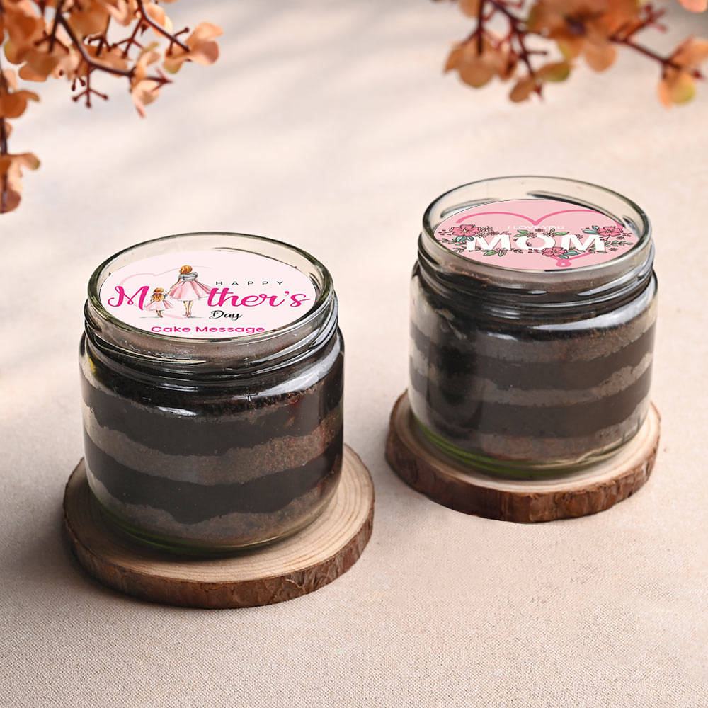 Top View: Chocolate Jar Cakes for Mother's Day
