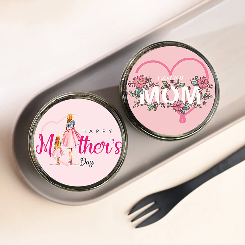 Front View: Chocolate Jar Cakes for Mother's Day