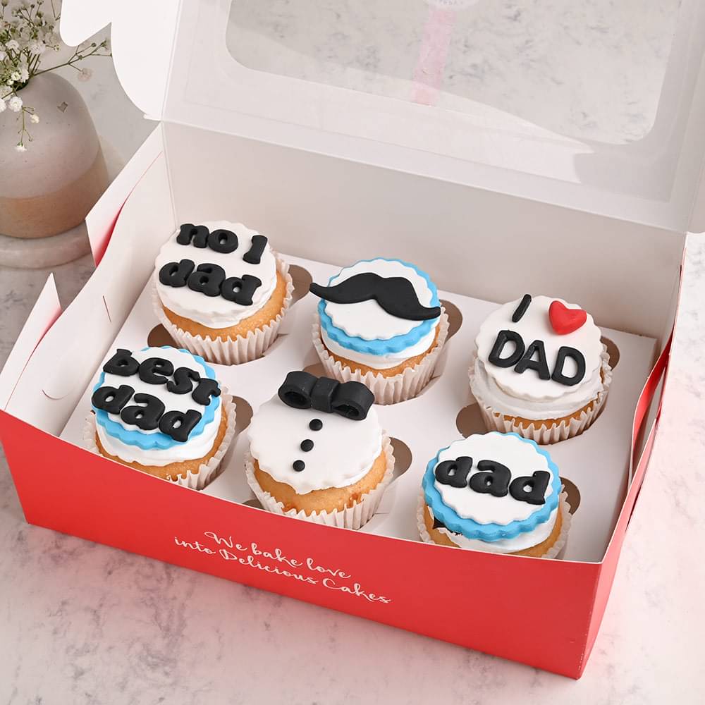 Toothsome Vanilla Cupcakes For Dad