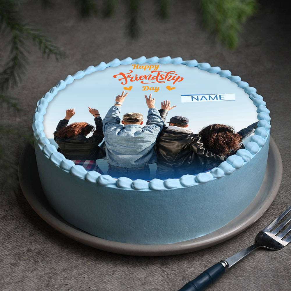 Delicious Personalised Photo Cake on Friendship Day