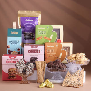 Gift Hamper with Cookies, Crackers, Chocolate Bars etc Gift Hamper with Cookies, Crackers, Chocolate Bars etc