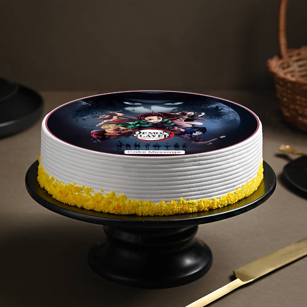 Demon Slayer Hashiras Cake Side View of Demon Slayer Hashiras Cake