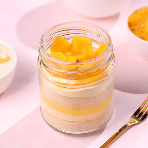 Classic Mango Jar Cake
