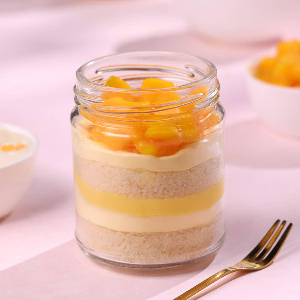 Classic Mango Jar Cake