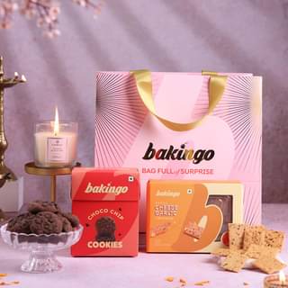 Diwali Gift Hamper Cheese Garlic Crackers, Choco Chip