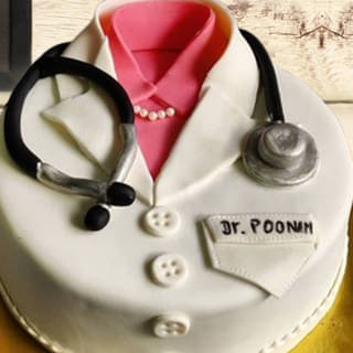 Top View of Doctor Coat Fondant Cake