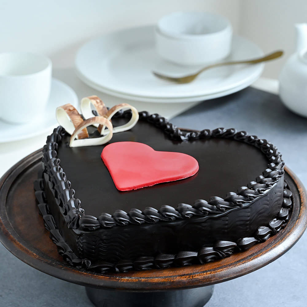 Chocolate Heart Cake - Texanerin Baking-hdcinema.vn