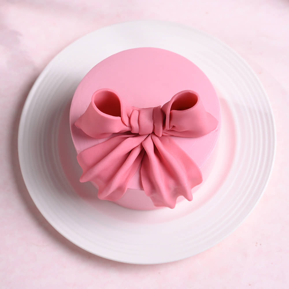 Draped Bow Bento Cake