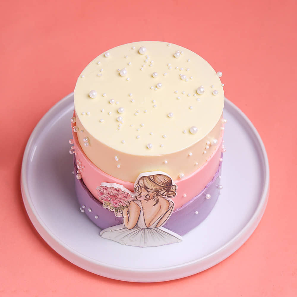 Dreamy Pearls Bride To Be Cake