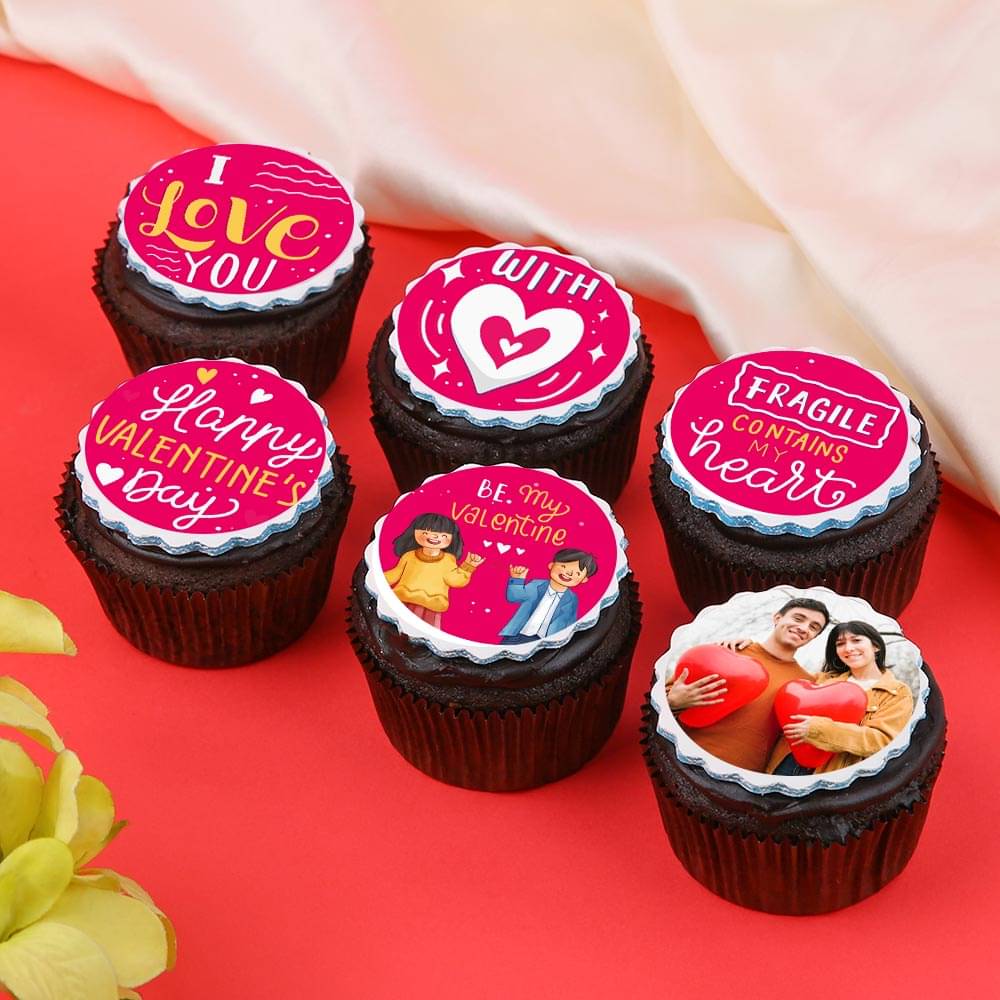 Enticing V Day Cup Cakes