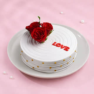 Love N Rose Cake