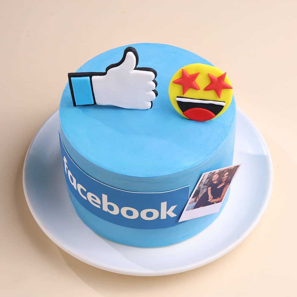 Facebook Polaroid Cake