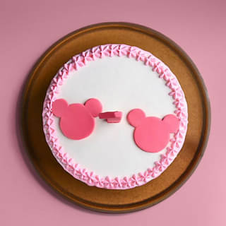 Front View of First Birthday Minnie Cake