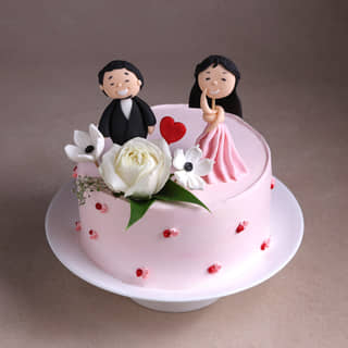 Flowers N Smiles Anniversary Cake
