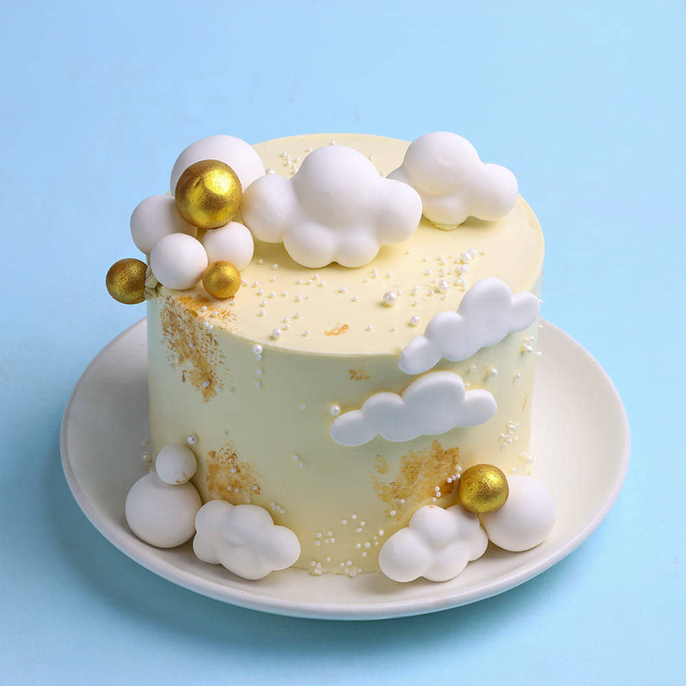 Fluffy Cloud N Pearls Cake