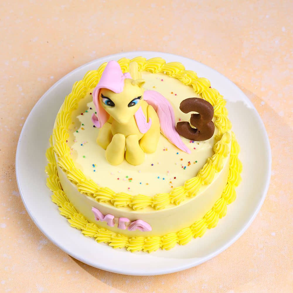 FlutterShy Little Pony Cake