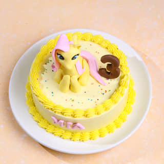 Top View of FlutterShy Little Pony Cake
