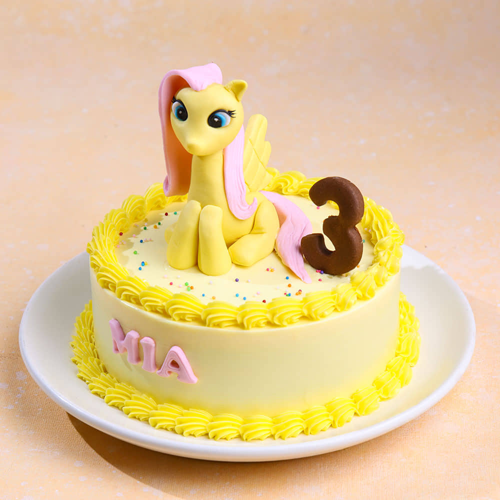 FlutterShy Little Pony Cake