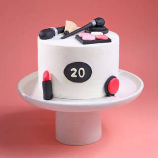 Makeup Cake for Beauty Enthusiast Makeup Cake for Beauty Enthusiast