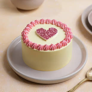 Front View of Heart Bento Cake